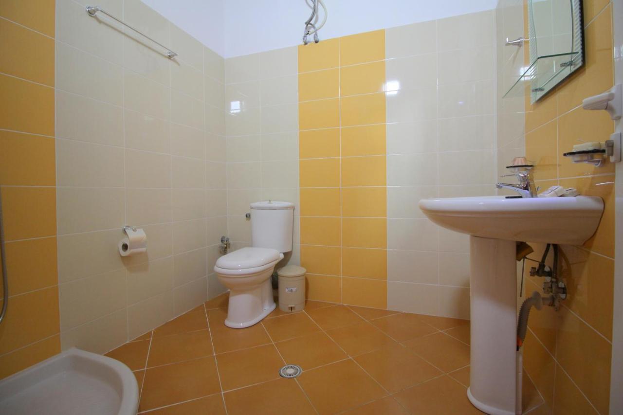 Atlantis Apartments Sarandë Eksteriør billede