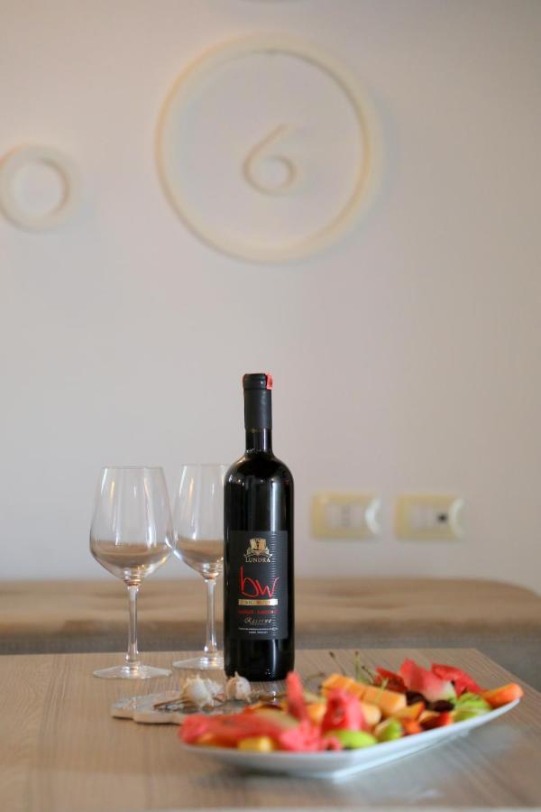 Atlantis Apartments Sarandë Eksteriør billede