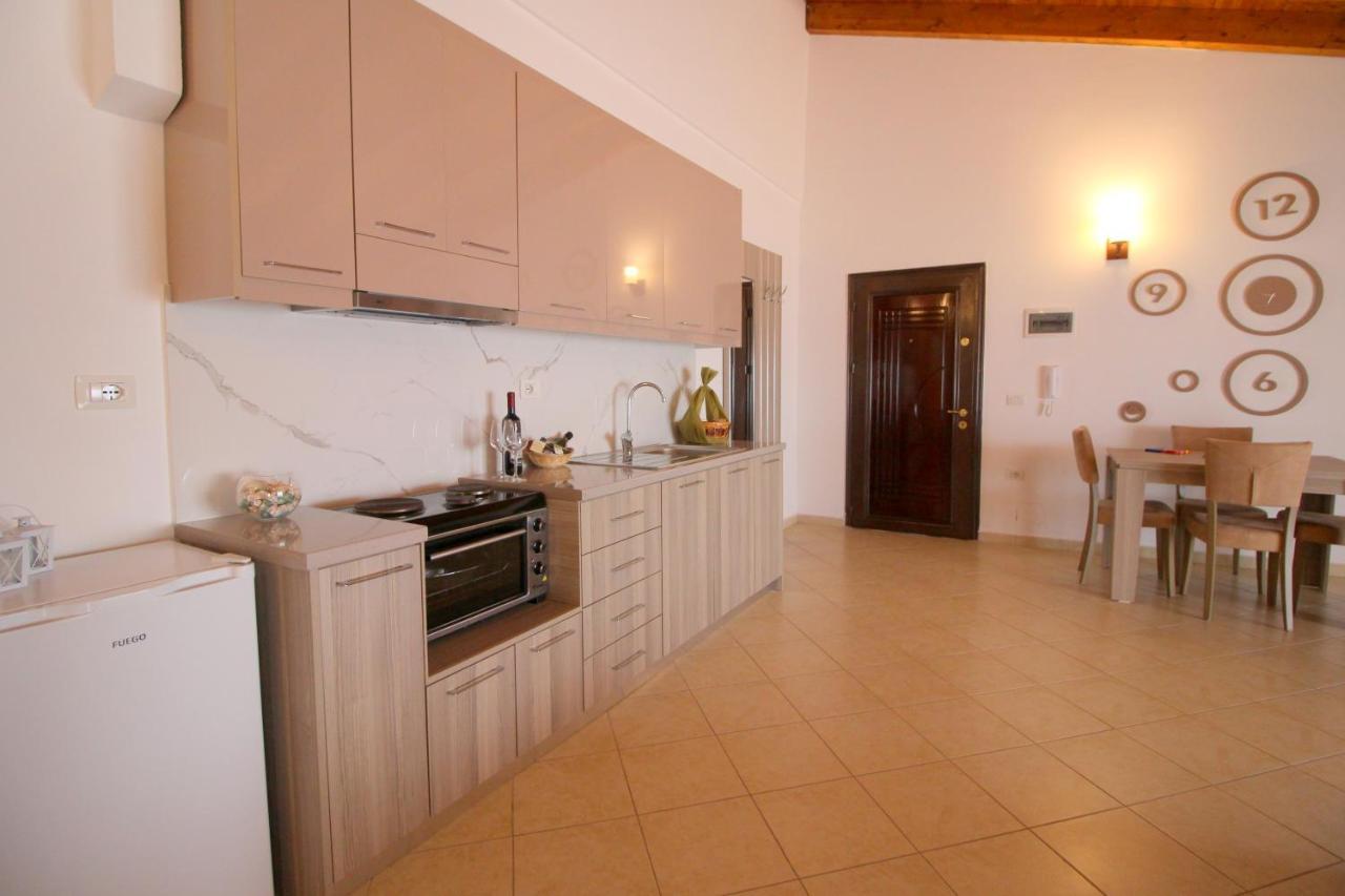 Atlantis Apartments Sarandë Eksteriør billede