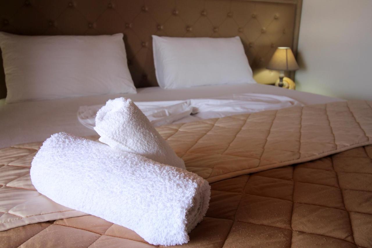 Atlantis Apartments Sarandë Eksteriør billede