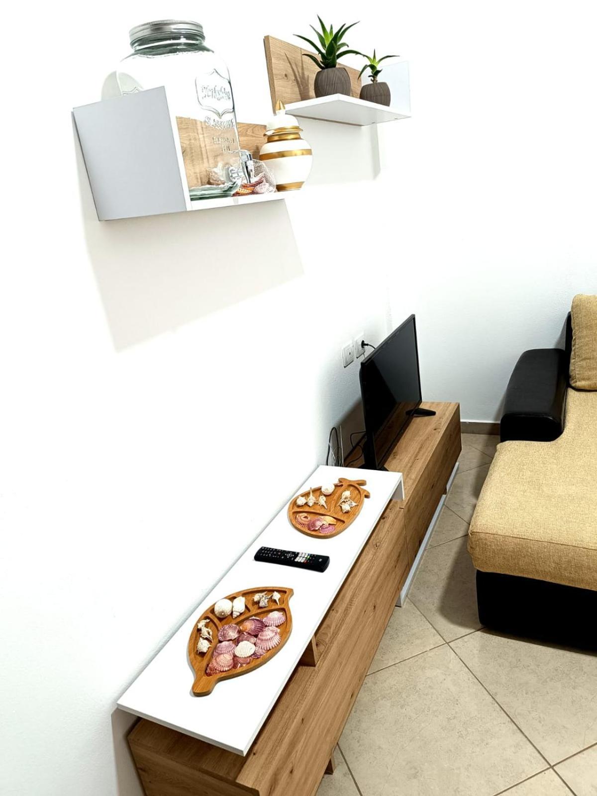 Atlantis Apartments Sarandë Eksteriør billede