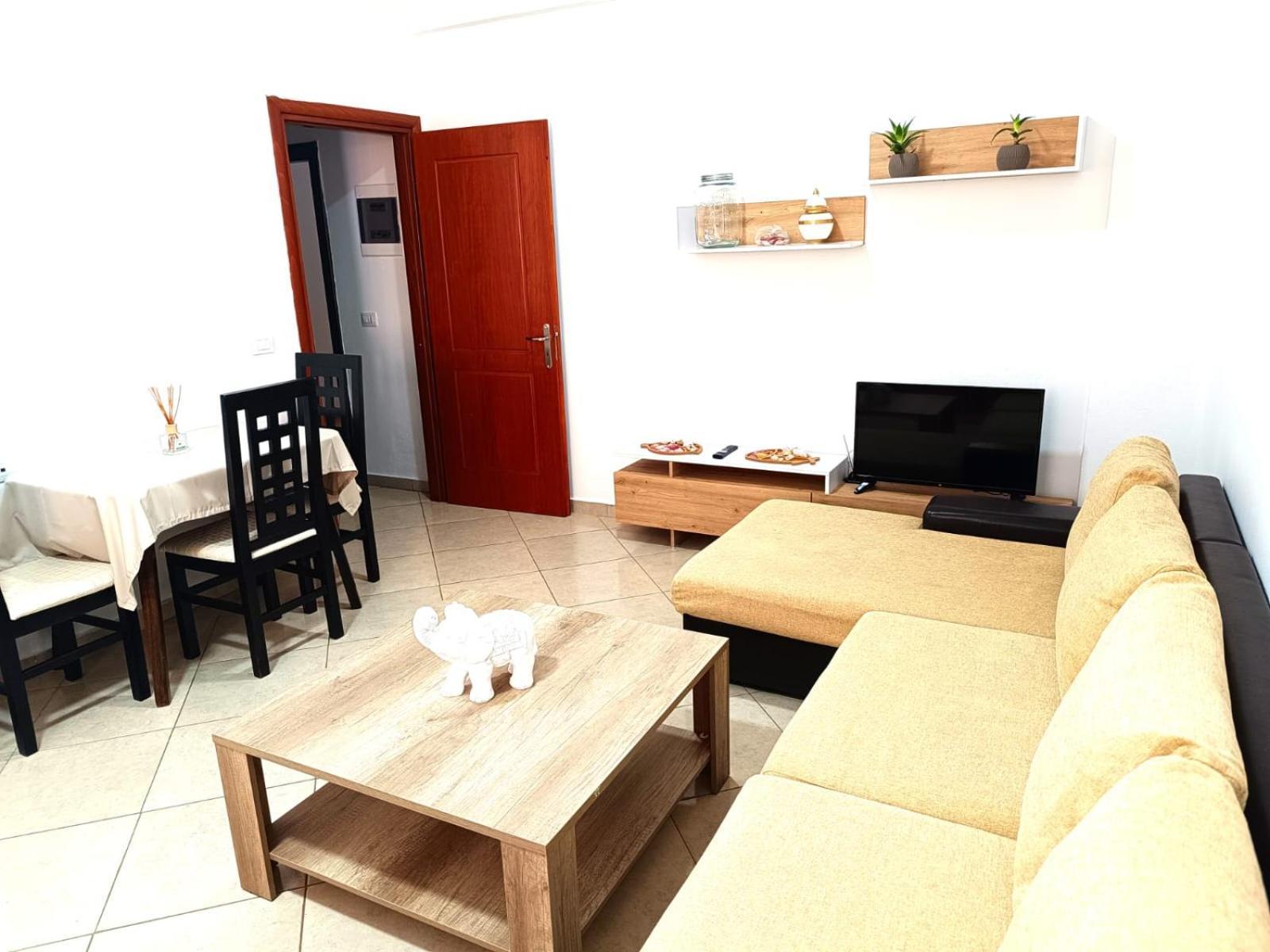 Atlantis Apartments Sarandë Eksteriør billede